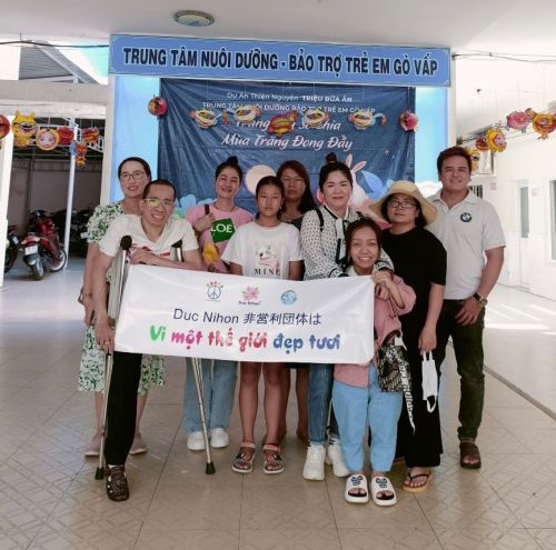 Đuc Nihon tặng quà trung thu Đuc Nihon tặng quà trung thu